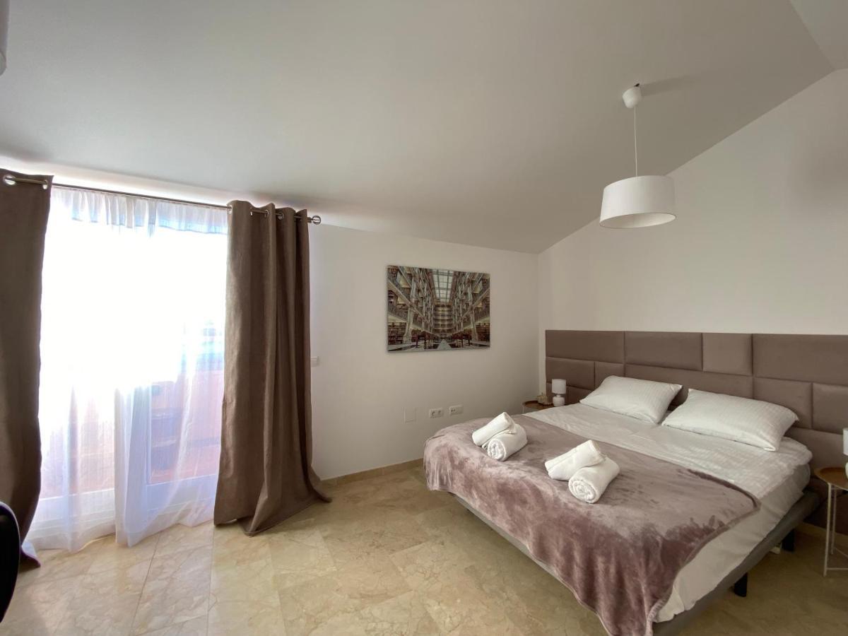 Spacious And Stylish Penthouse In Mijas El Faro Esterno foto